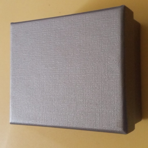 Freshwater White Pearl & Simulated Champagne Diamond Earrings - Picture 4 of 4